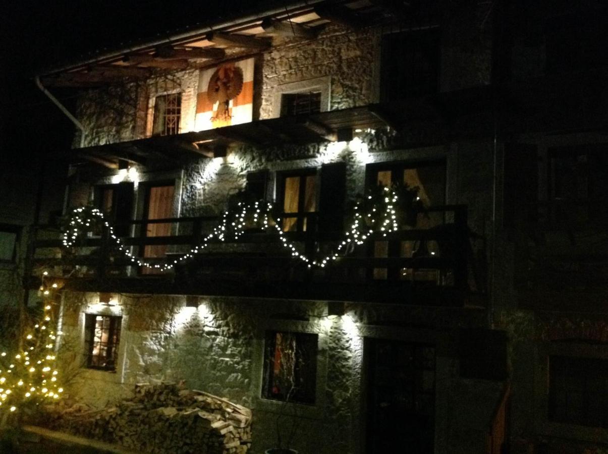Torre Del Grifone Nel Medioevo Di Cividale Del Friuli Villa Faedis Ngoại thất bức ảnh