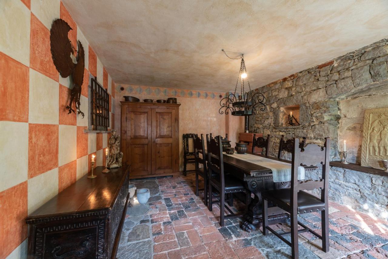 Torre Del Grifone Nel Medioevo Di Cividale Del Friuli Villa Faedis Ngoại thất bức ảnh
